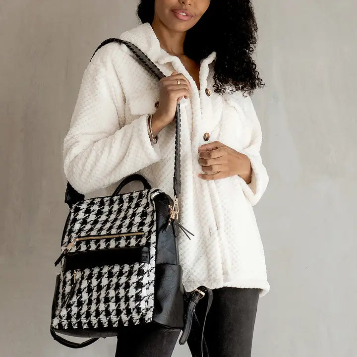 Jen & Co Amelia Houndstooth Backpack w/ Guitar Strap