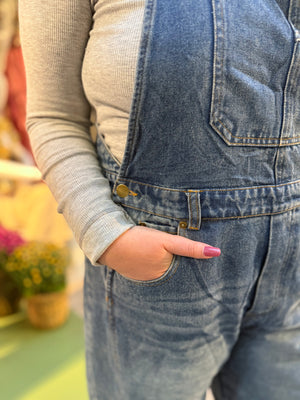 Oddi Vintage Wash Denim Barrel Overalls