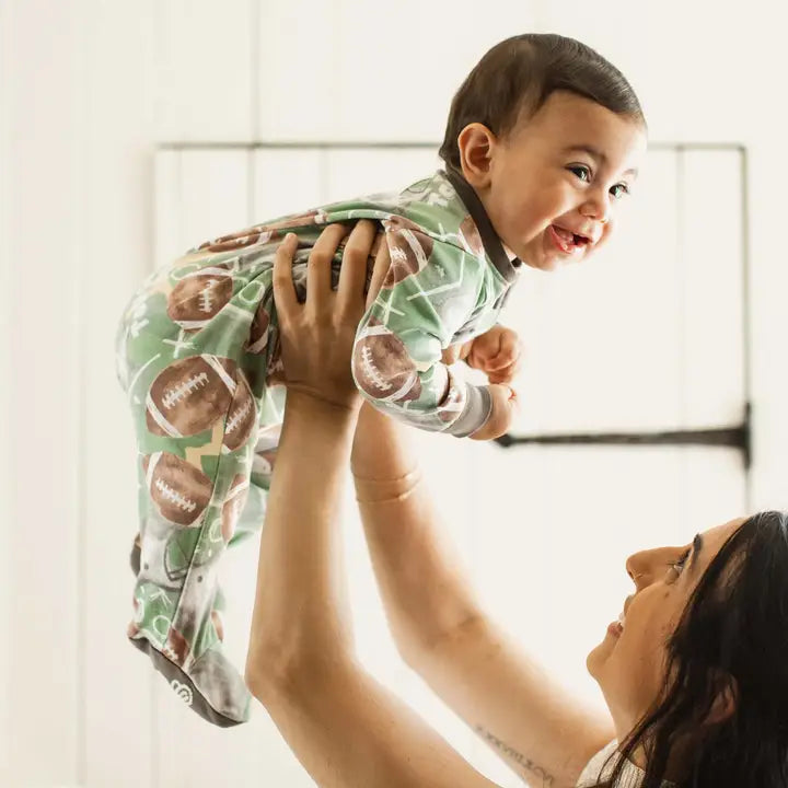 Burt's Bees Baby Touchdown Sleep & Play