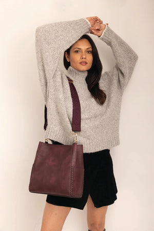 Jen & Co Penny 2-in-1 Bucket Bag w/ Guitar Strap