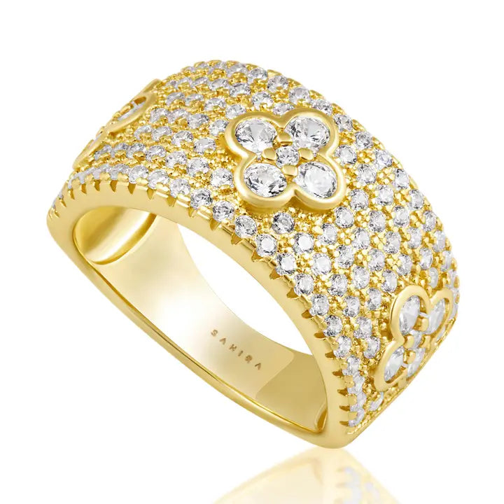 Sahira Ellie Clover Pave Band