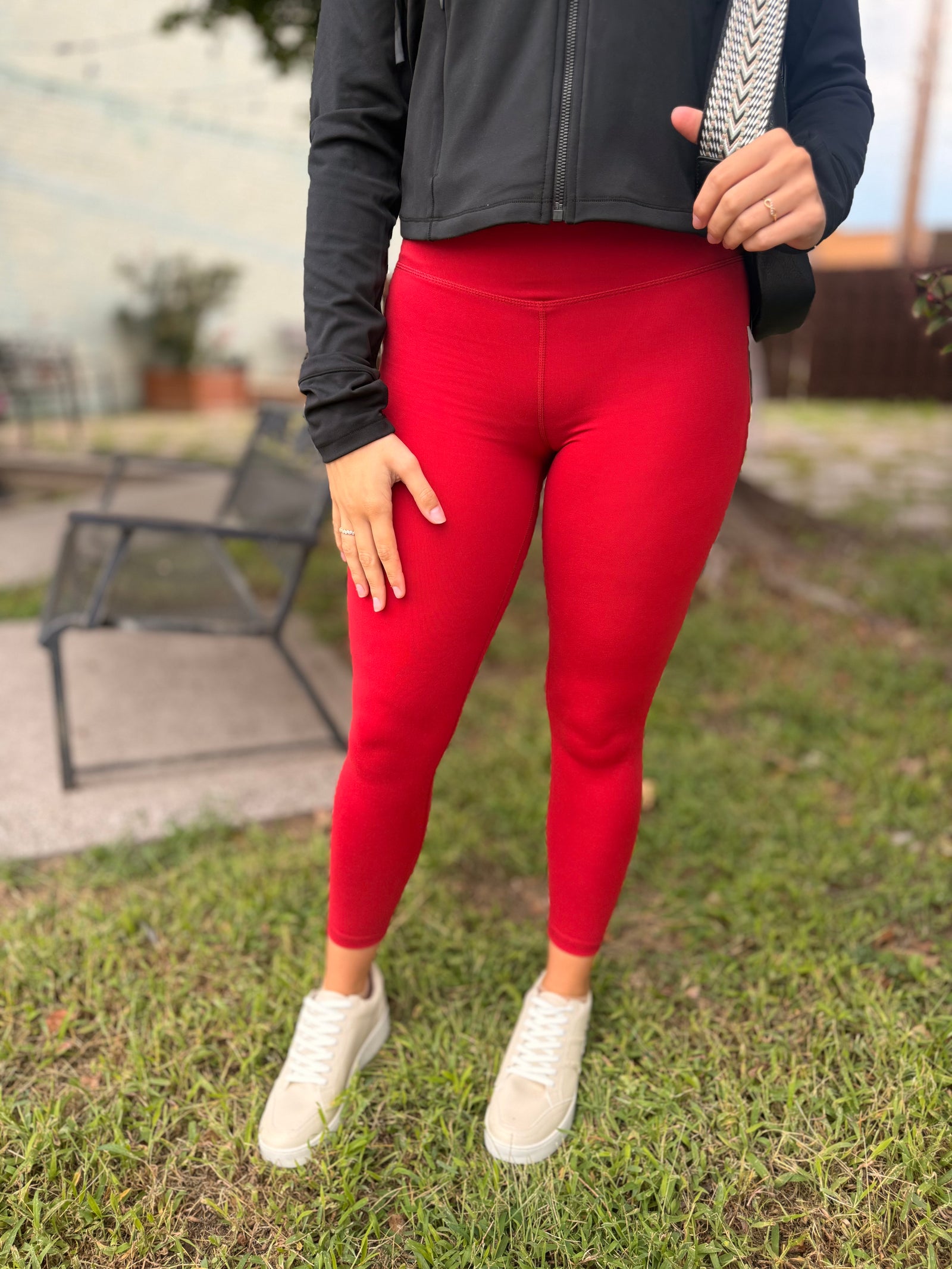 Mono B High Waist Cloud Contour Leggings