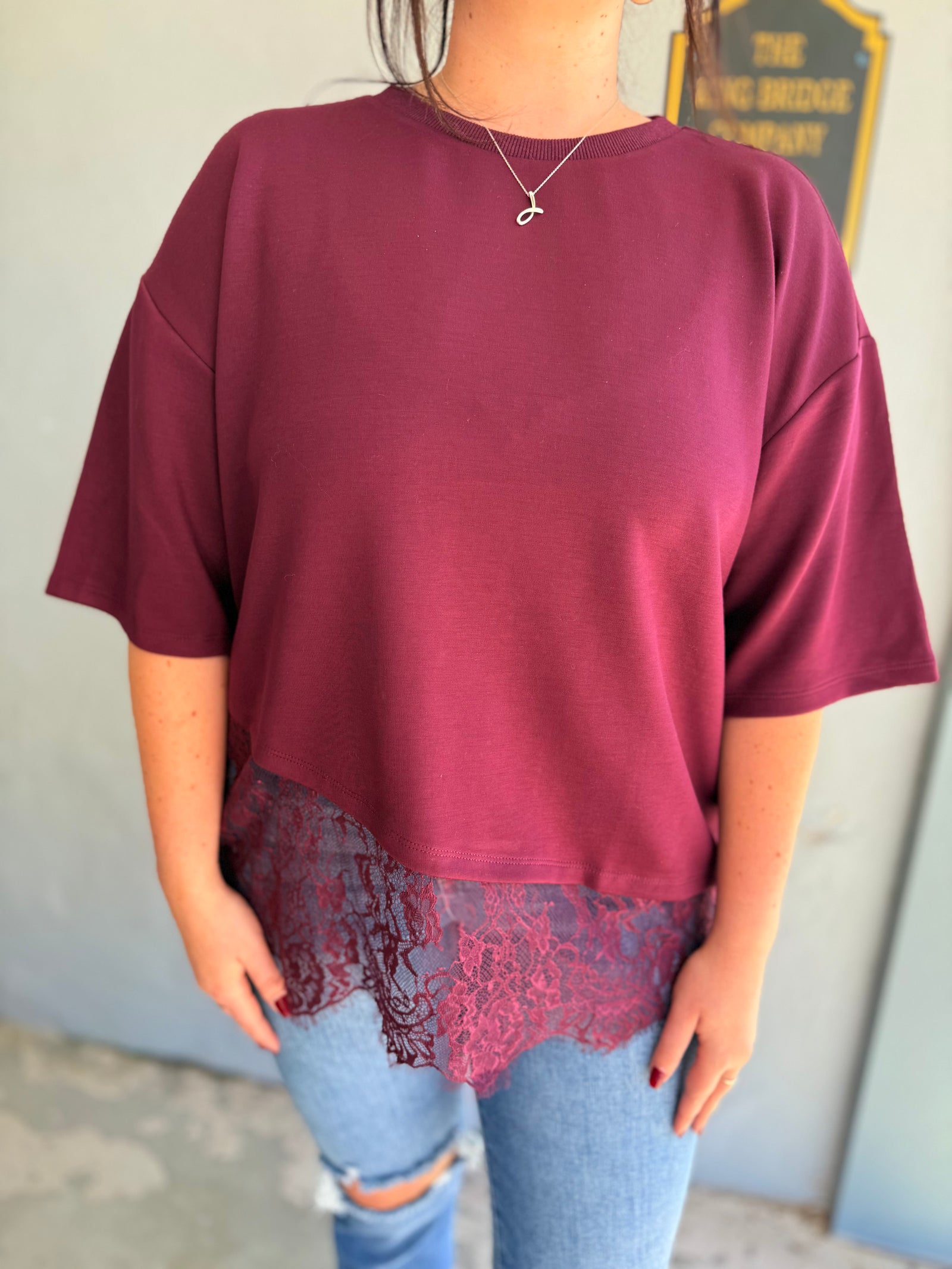 Entro Burgundy Short Sleeve Knit Top w/ Lace Hem