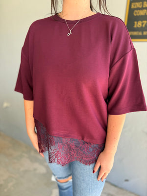 Entro Burgundy Short Sleeve Knit Top w/ Lace Hem