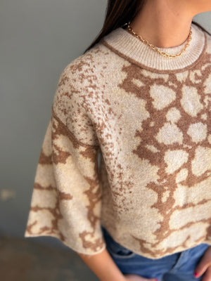 Entro Oatmeal Abstract Knit Sweater w/ Wide Sleeves