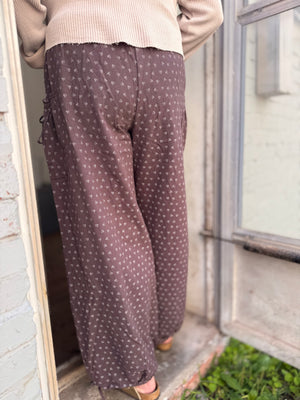 Easel Chocolate Floral Woven Relaxed Pants
