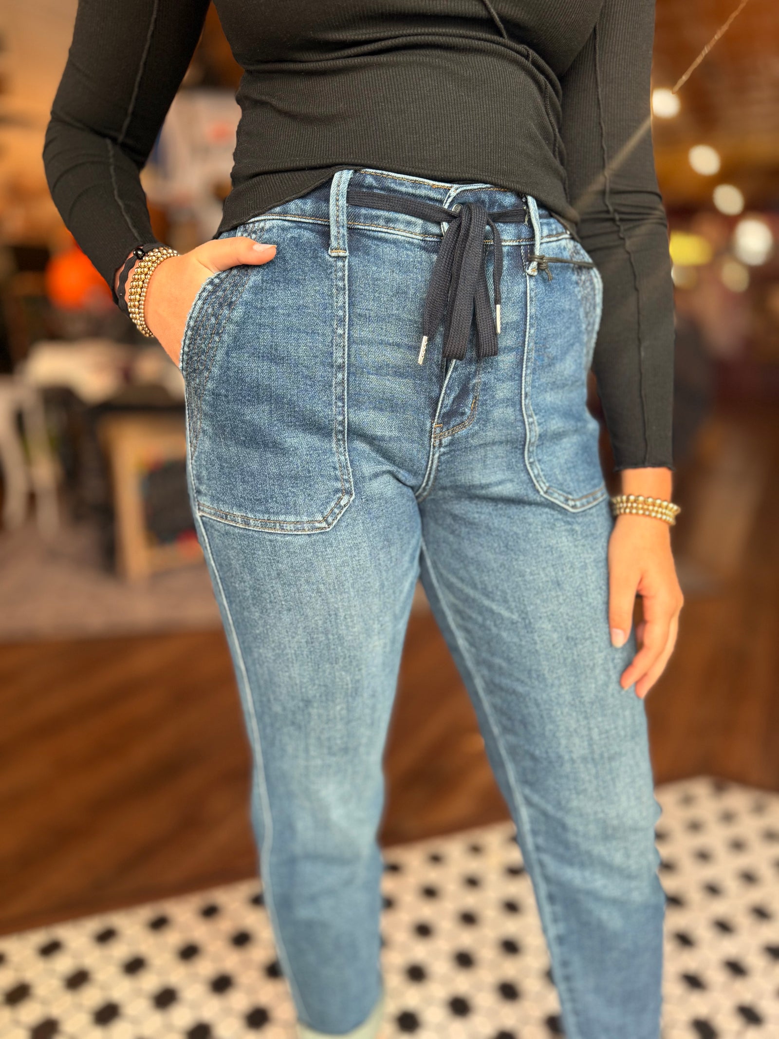 Judy Blue Dark Wash Jogger Jeans