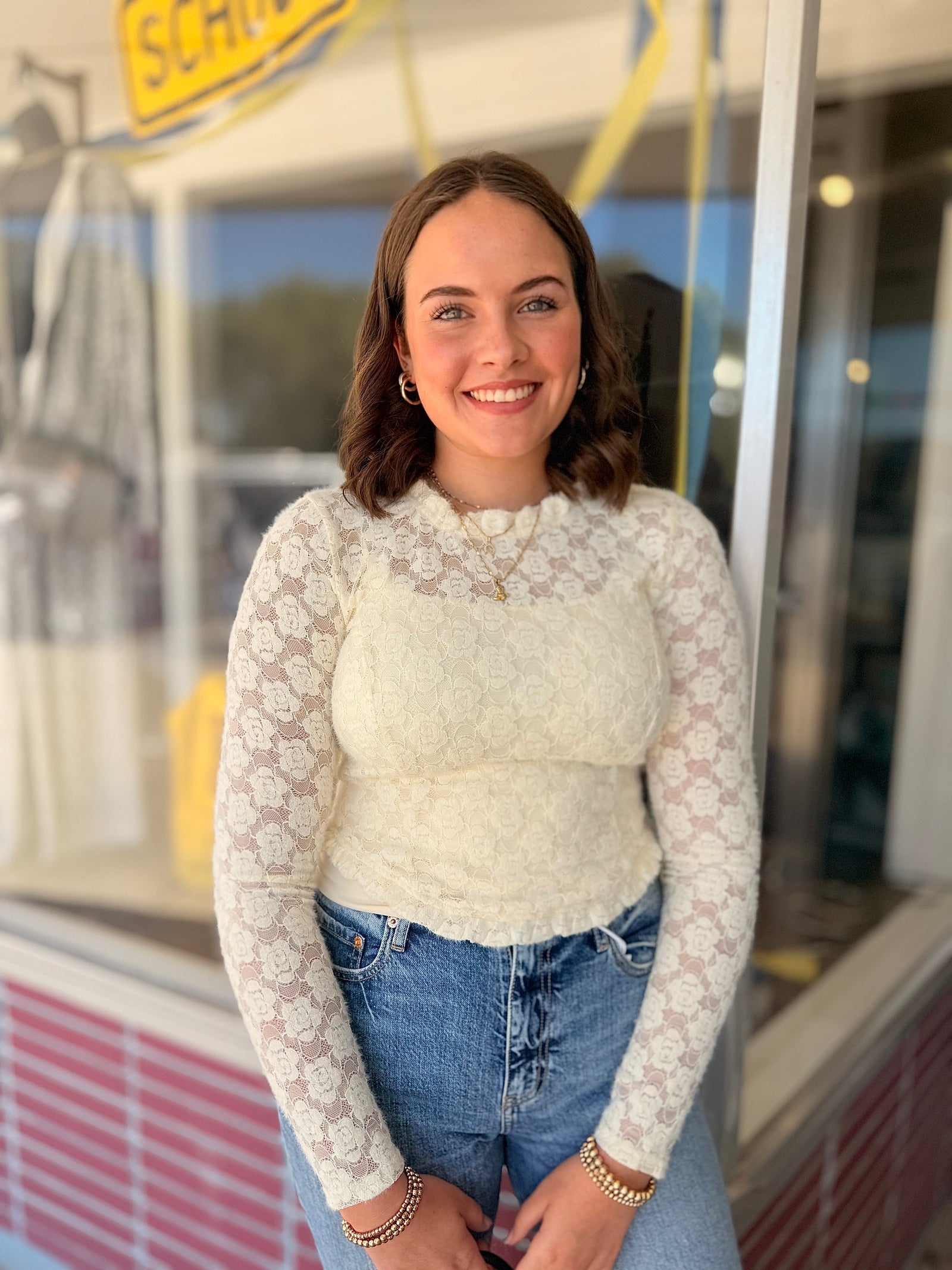 Cream Lace Curved Hem Cropped Top