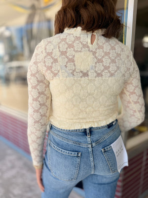 Cream Lace Curved Hem Cropped Top