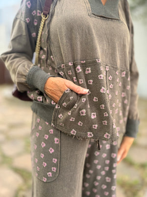 Easel Ash Flower Print Terry Knit Pullover