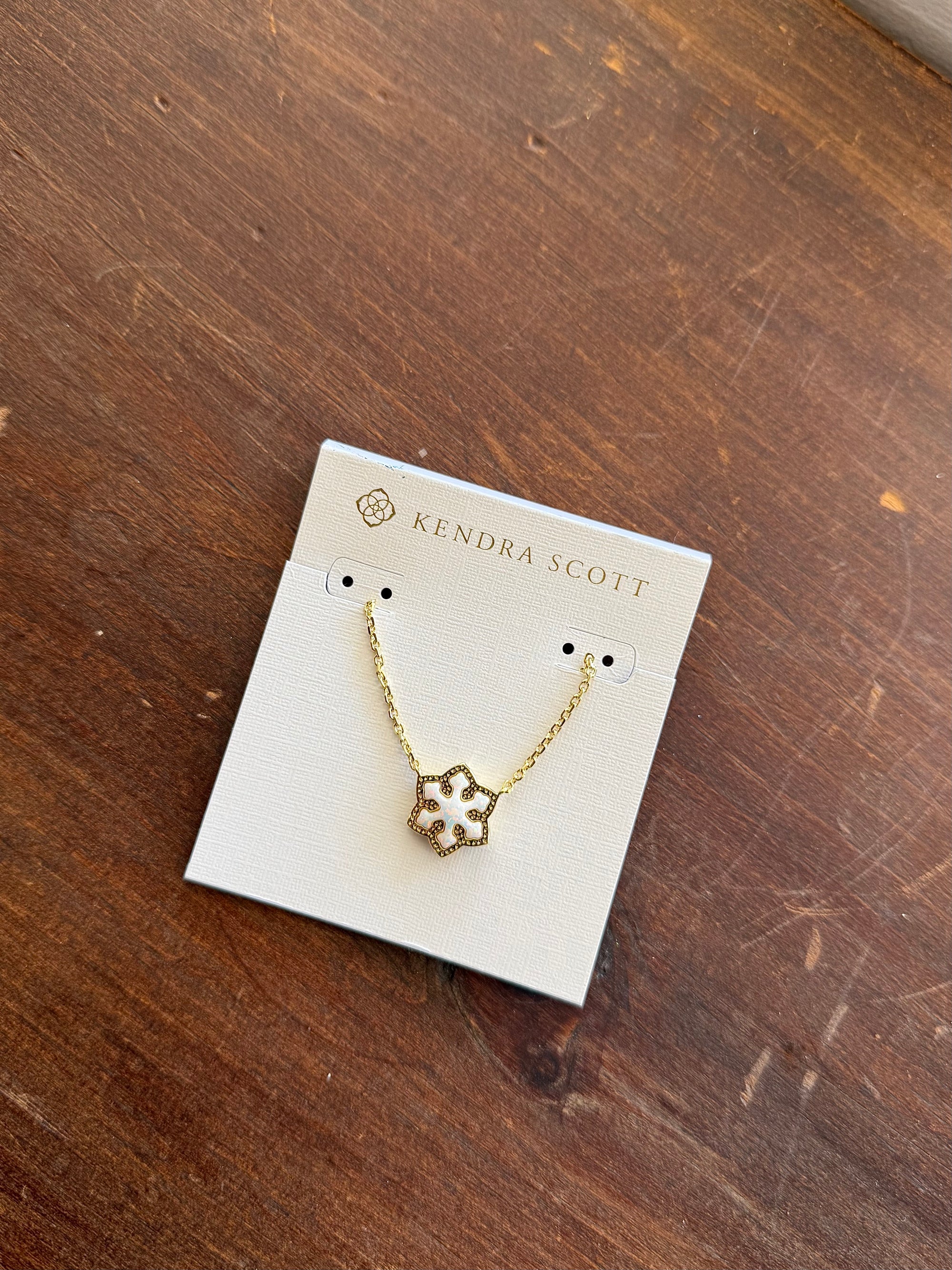 Kendra Scott Snowflake Pendant Necklace