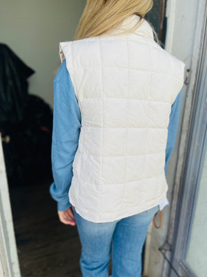 Cream Basic Puffer Vest