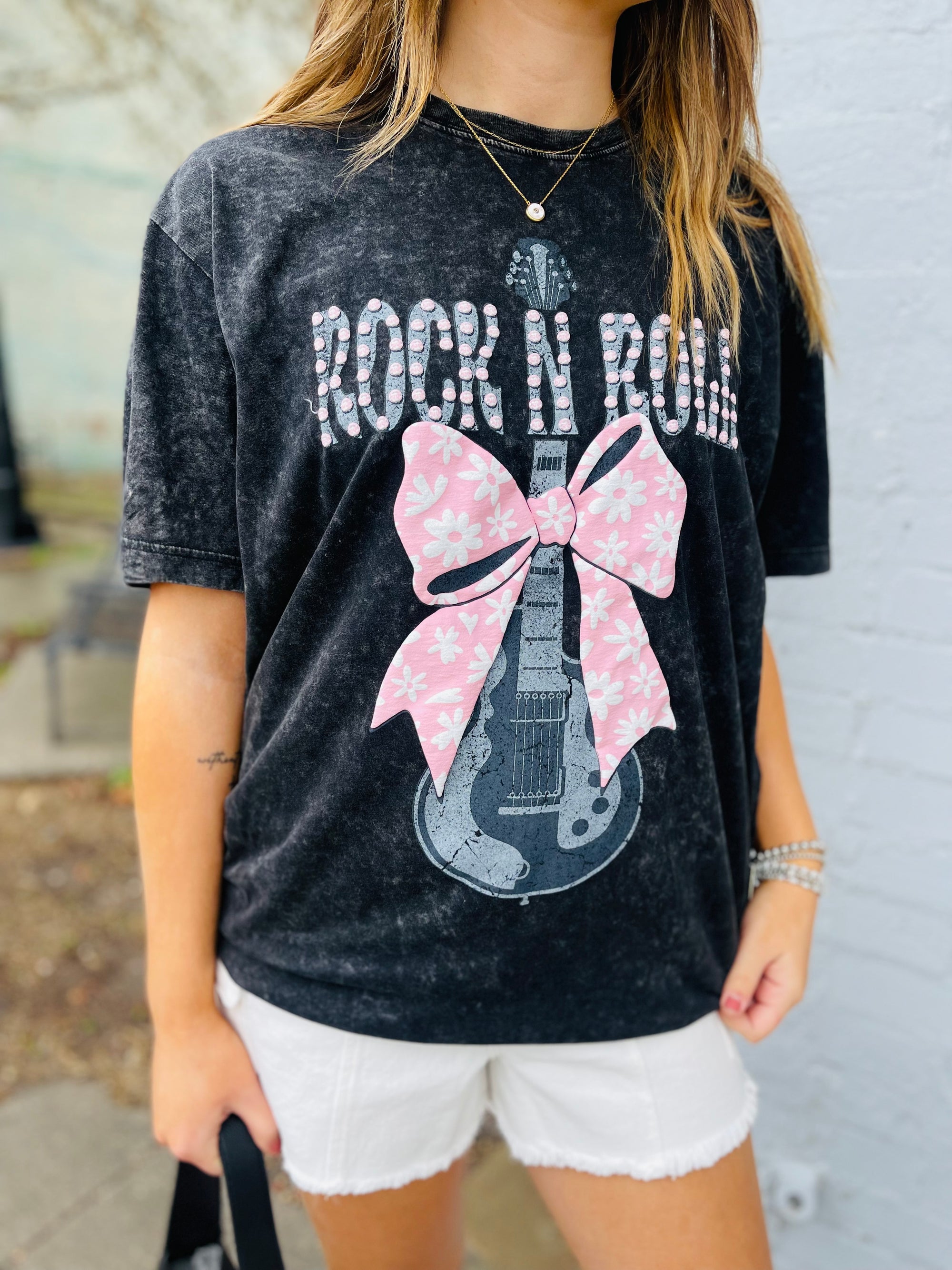 Bow Rock N Roll Graphic Tee - Black