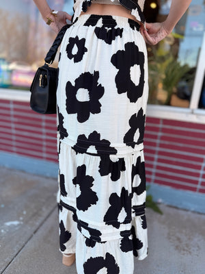 Black Bold Floral Print Tiered Maxi Skirt