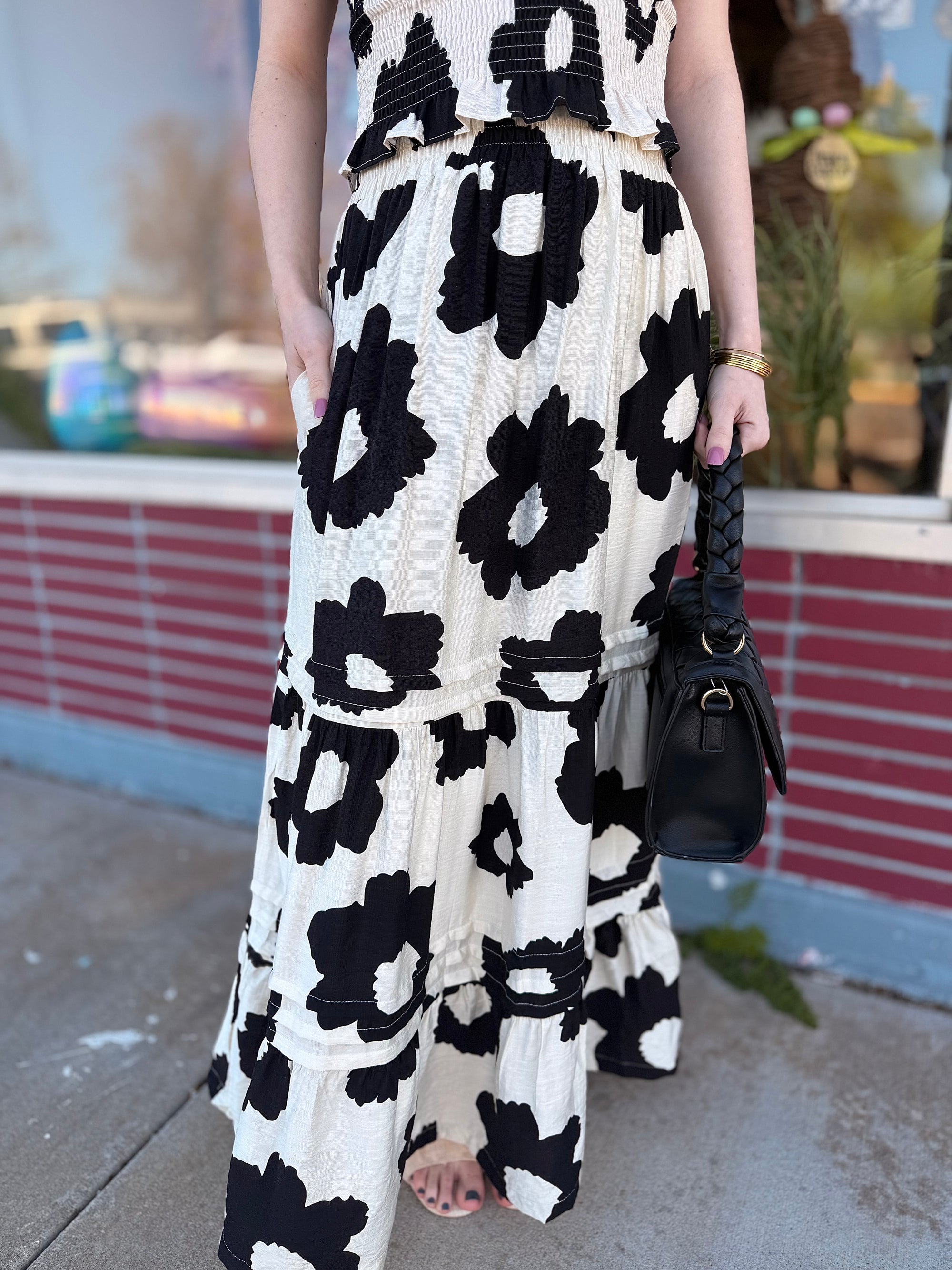 Black Bold Floral Print Tiered Maxi Skirt