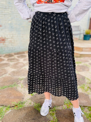 Black Bow Print Tiered Maxi Skirt