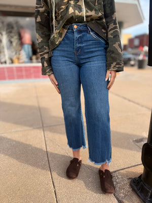 Risen TC Medium Wash Straight Leg w/ Frayed Hem