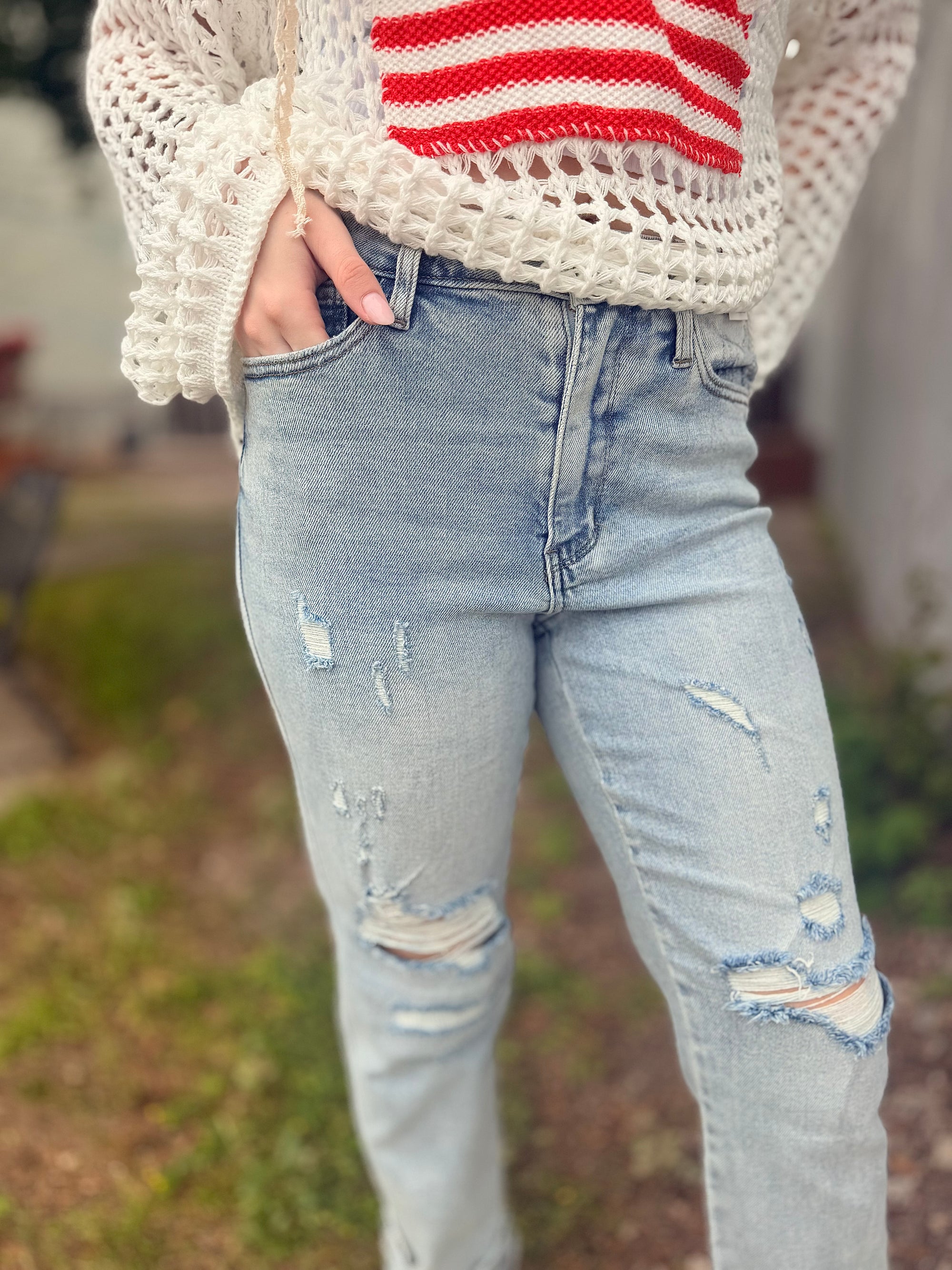 Judy Blue Light Wash Destroy Detail Boyfriend Jean