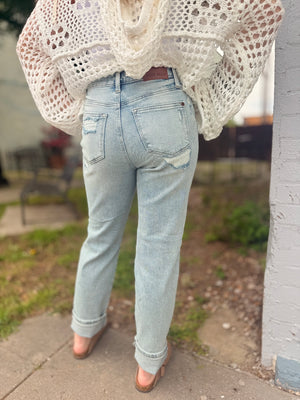 Judy Blue Light Wash Destroy Detail Boyfriend Jean