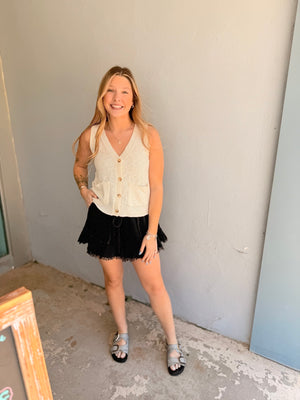 Ash Ruffle Bottom Washed Shorts