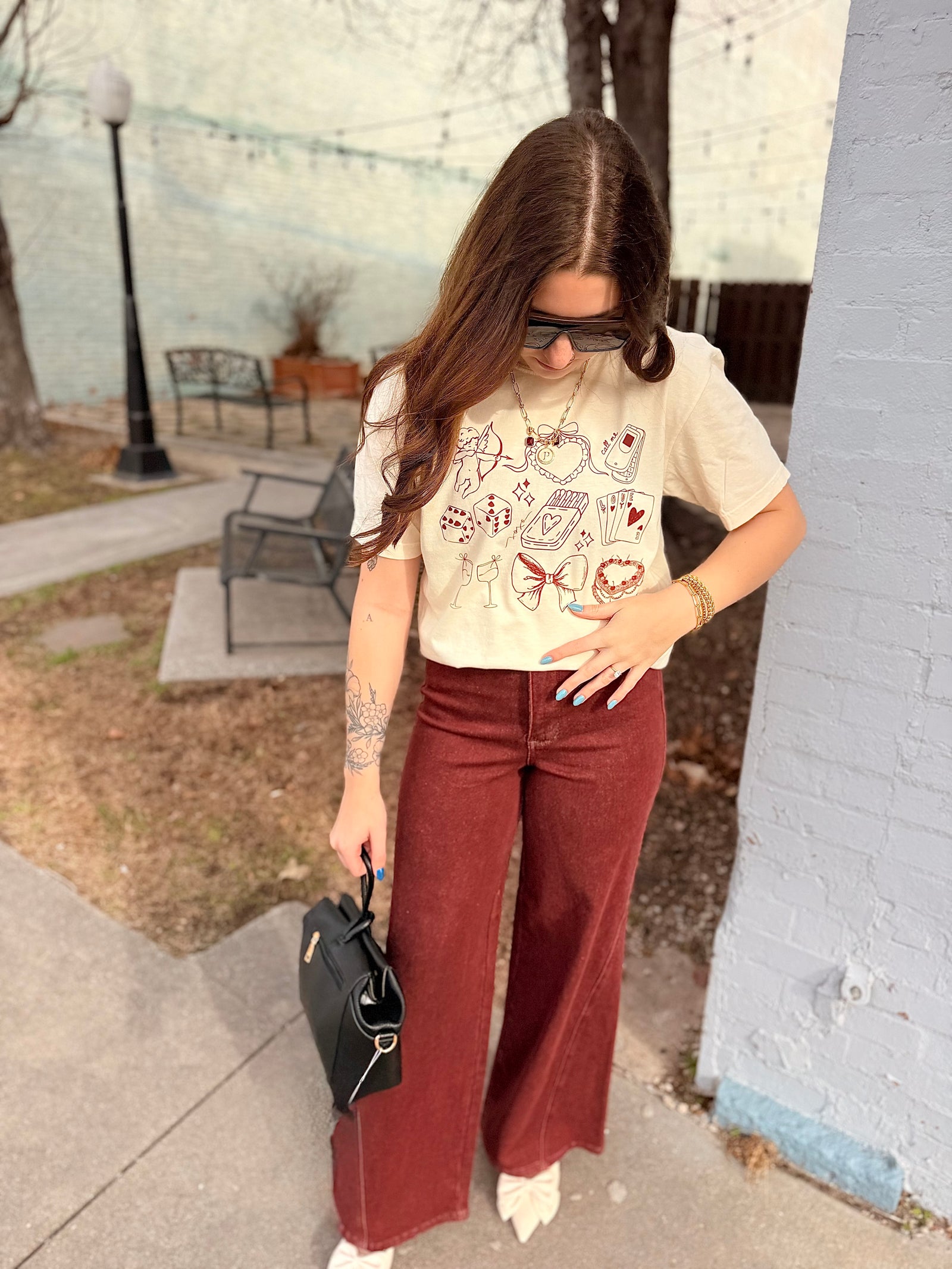 Valentine Line Art Graphic Tee