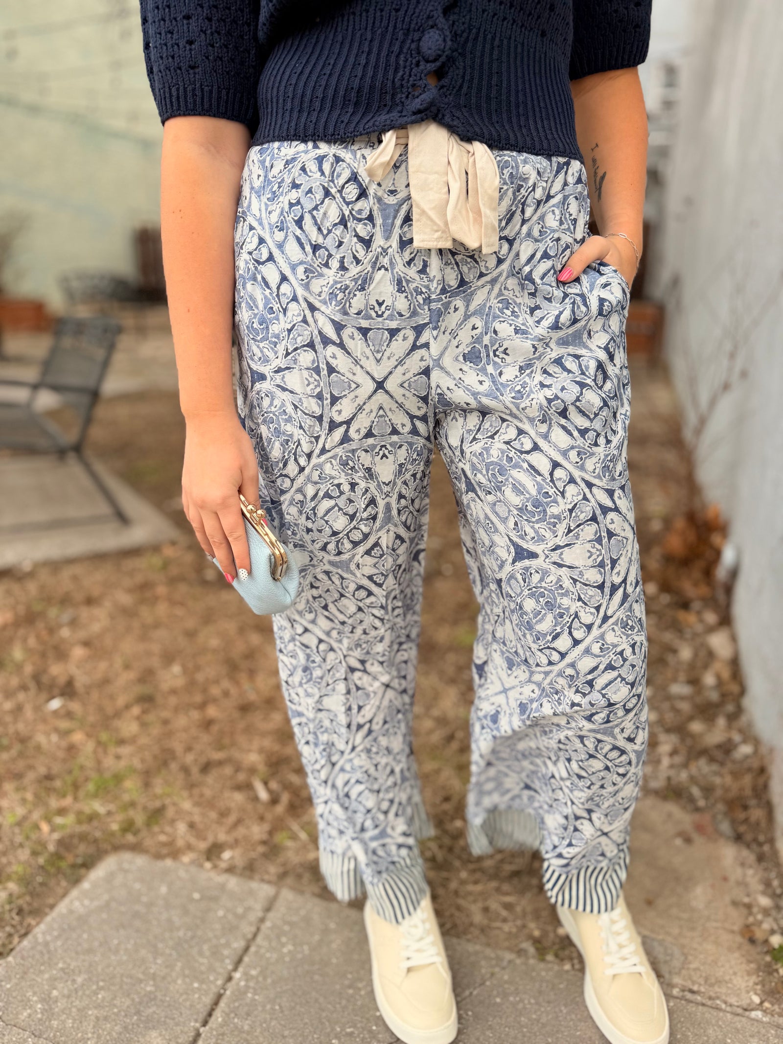 Blue Woven Wide Leg Printed Pants w/ Contrast Hem