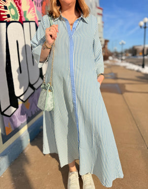 Entro Blue Stripe Quarter Sleeve Midi Dress Entro Blue Stripe Quarter Sleeve Midi Dress