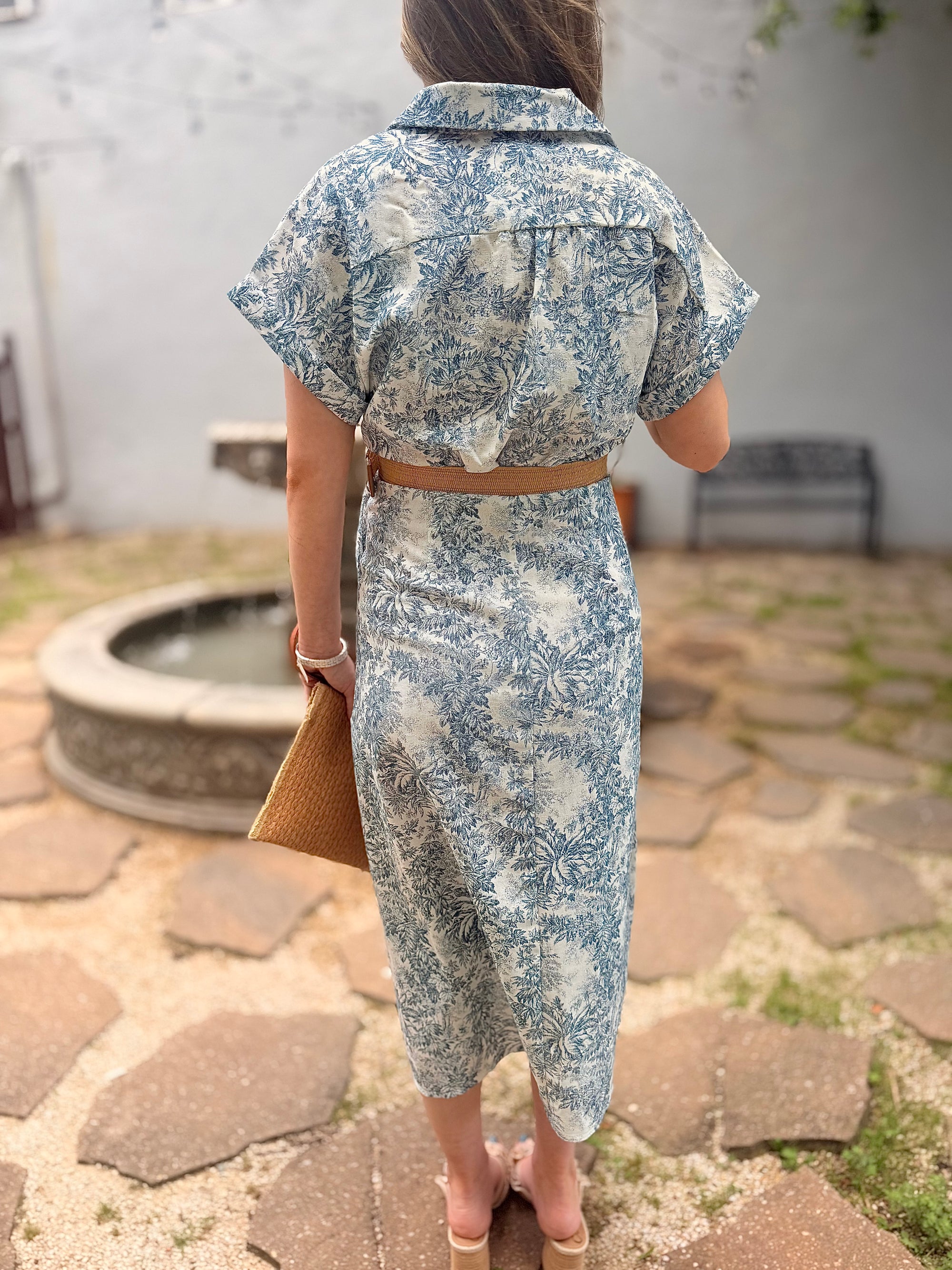 Blue Vintage Floral Print Linen Midi Dress w/ Woven Belt