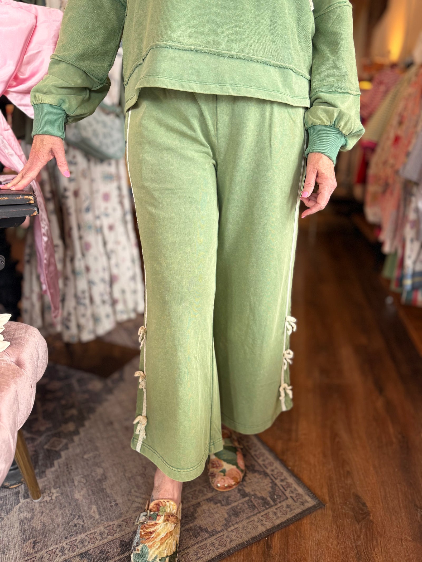 Mittoshop Green Lace Side Bow Stripe Wide Leg Pants