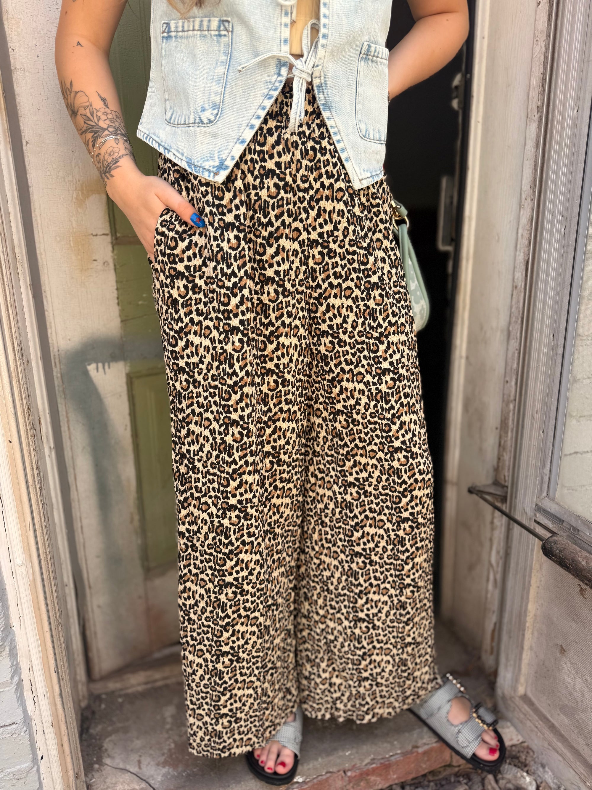 Leopard Wide Leg Pant w/ Elastic Waist