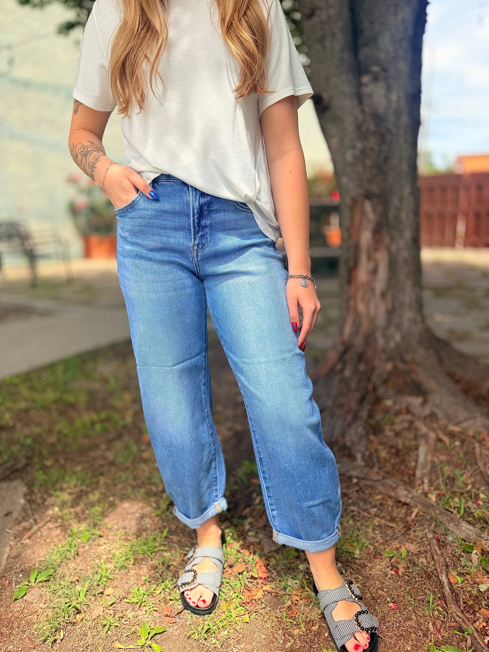 Risen Medium Wash High Rise Cropped Barrel Jean