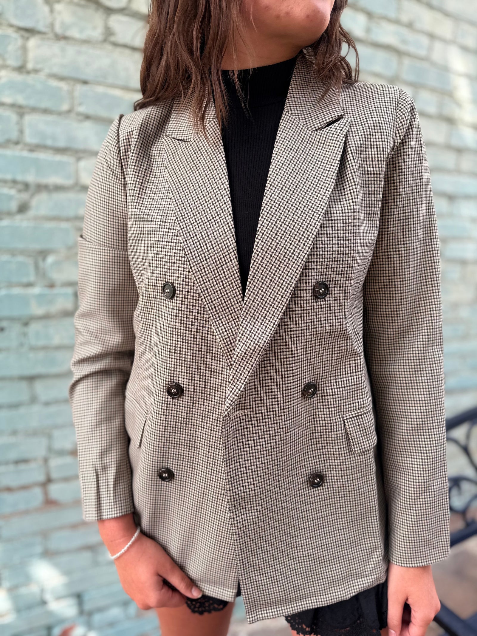 Doe & Rae Tan Plaid Blazer w/ Front Pocket