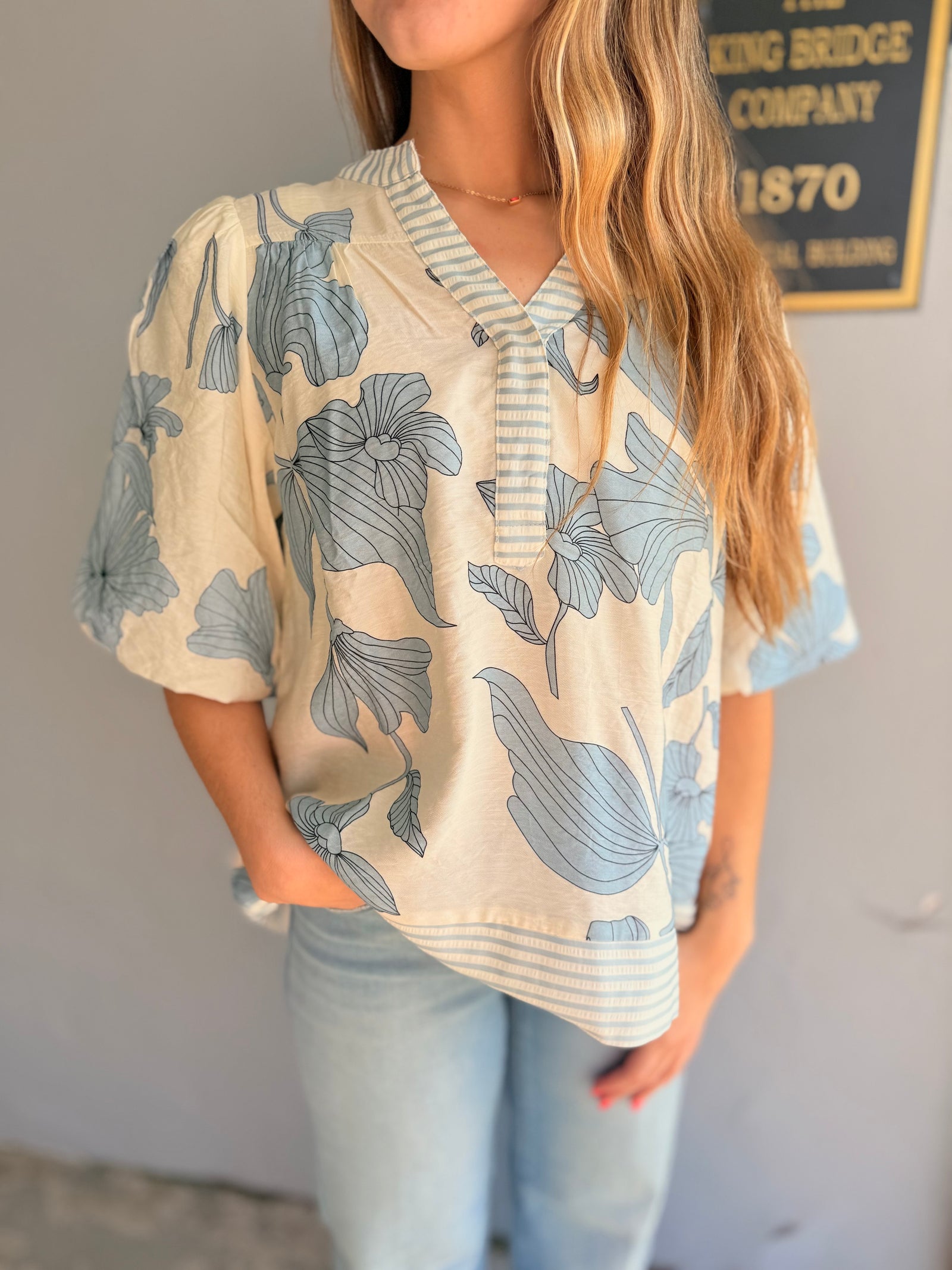 Light Blue Floral Print Bubble Sleeve Top