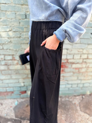 Umgee Black Flowy Wide Leg Pocket Pants