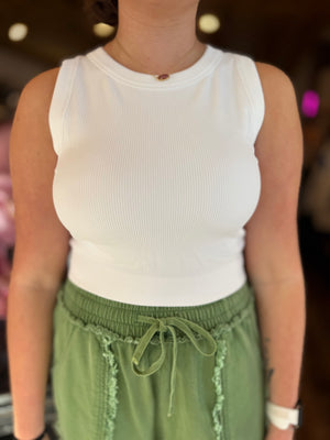 Seamless Ribbed Padded Halter Brami