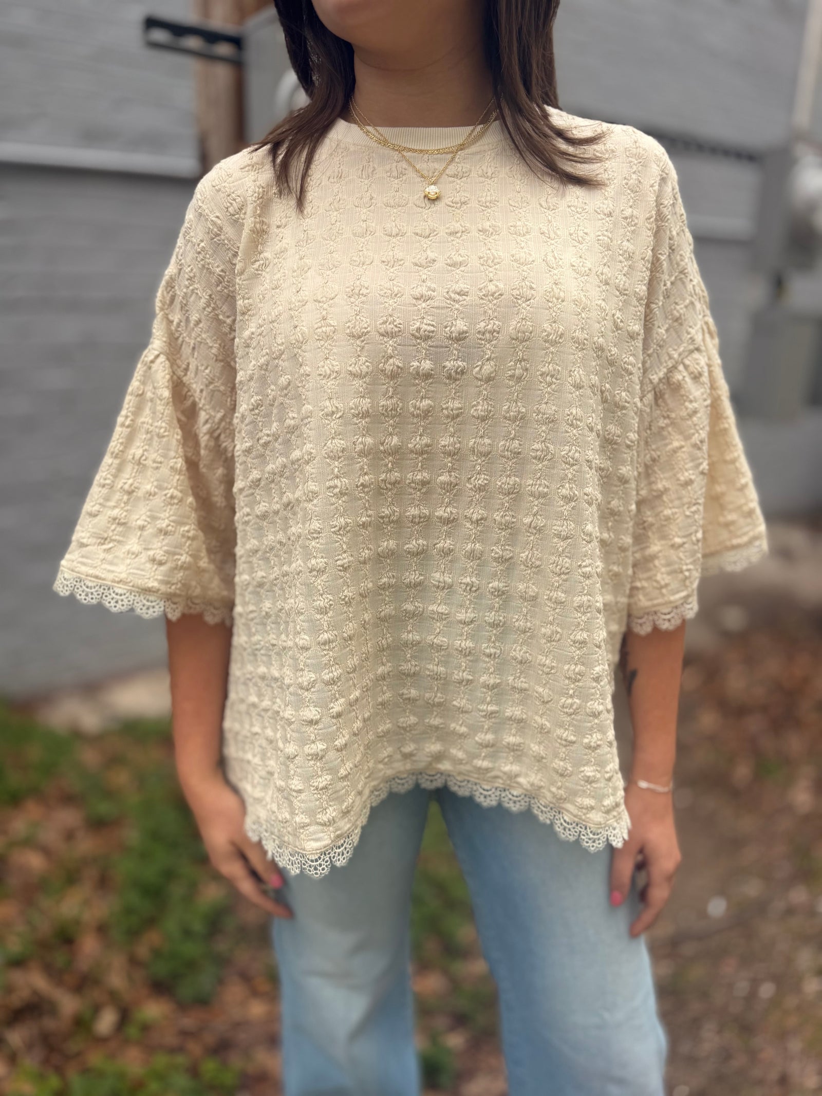 Easel Natural Popcorn Knit Boxy Top w/ Lace Hem