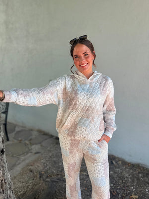 Blu Pepper Taupe + Blue Mix Pattern Quilted Hooded Pullover