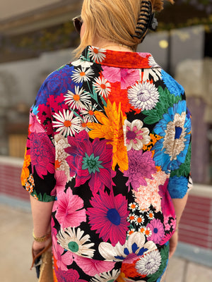 GigiO Bold Floral Cropped Button Up Boxy Top