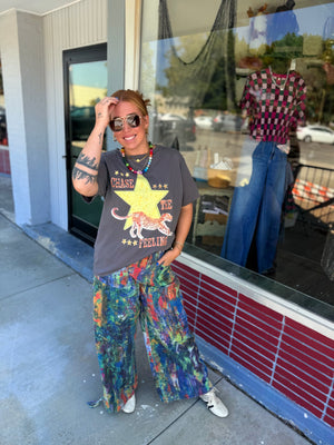 Davi & Dani Chase The Feeling Graphic T-Shirt