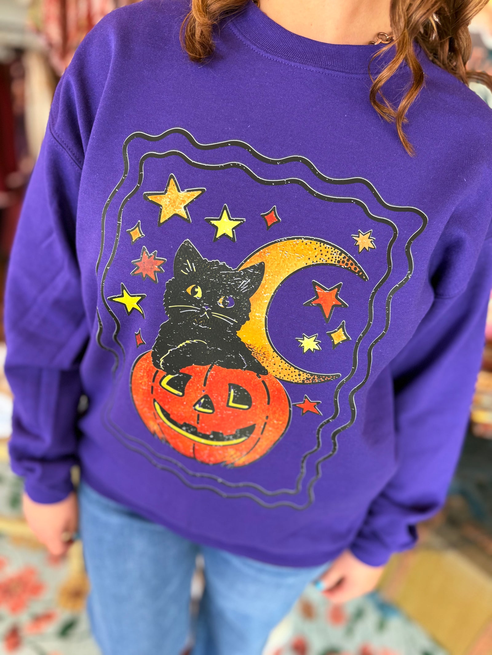 Audacious Purple Vintage Cat Halloween Crewneck