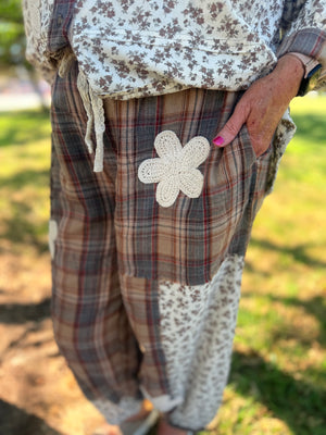 Easel Mocha Plaid + Floral Mix Mineral Wash Joggers