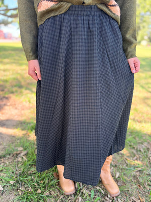 Listicle Deep Green Textured Gingham Maxi Skirt