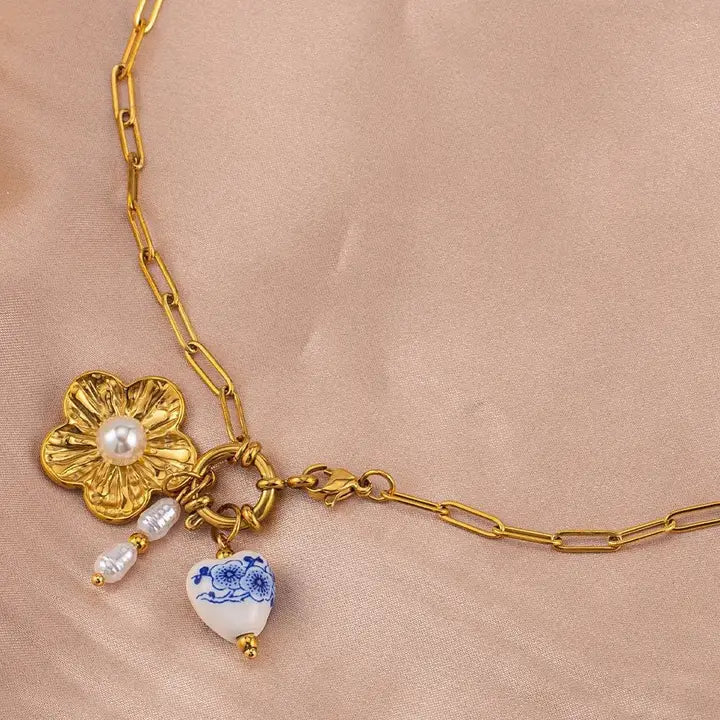 18K Stainless Steel 3 Charm Flower Necklace